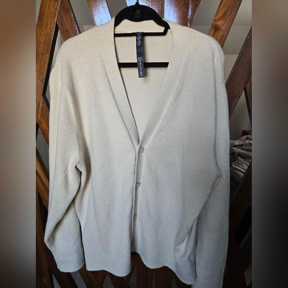 Lululemon Women's Cream Cardigan Sweater - L